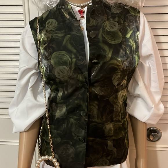 Blanc De Chine Vest - Picture 5 of 17